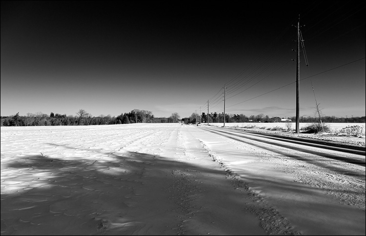cold road || Canon5D2/EF24-105f4L | 1/640s | f8 | ISO100