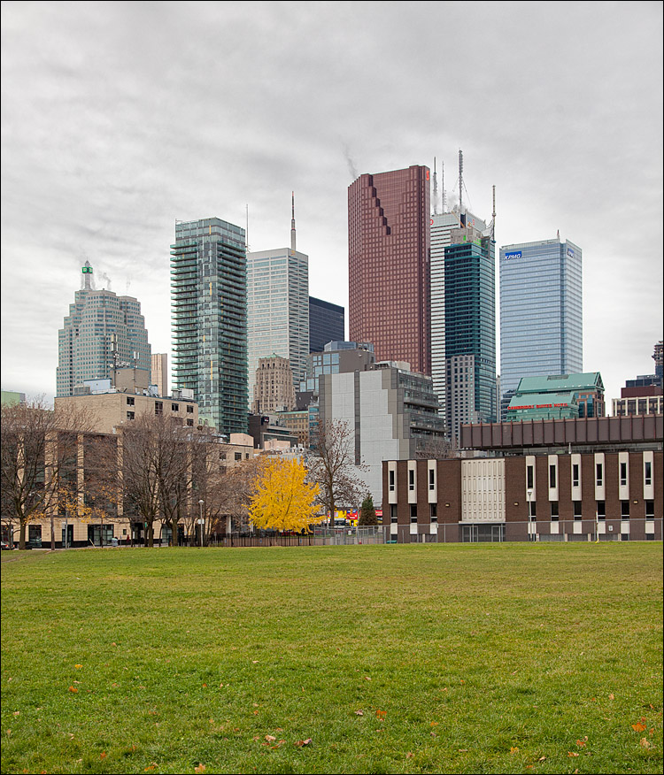 Towers from park || Canon5D2/EF24-105 | 1/200s | f6.3 | ISO200