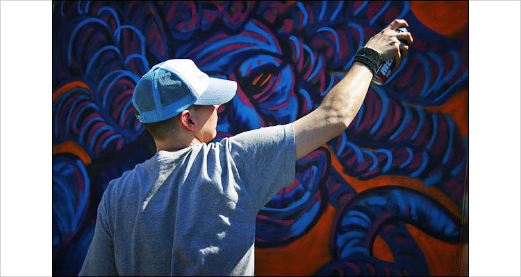 graffiti artists at dundas square || canon 300d