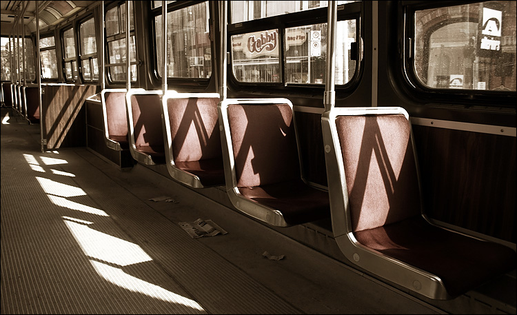 empty streetcar, daytime || canon 300d/efs18-55@18 | 1/125 | f7.1 | ISO 200 | handheld