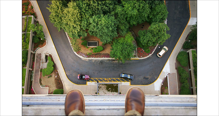 looking down the balcony || canon 300d | 1/30s | f3.5 | ISO 100